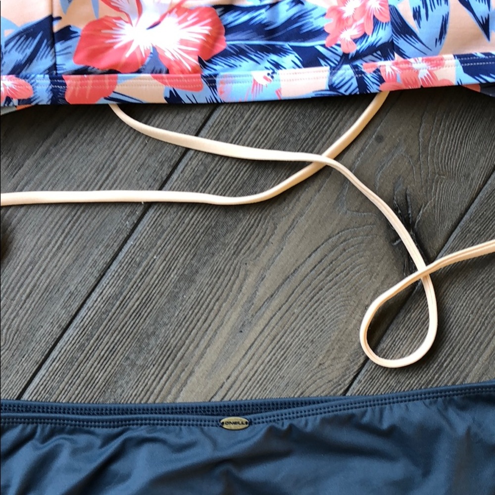 Rip curl bikini - Picture 3 of 3